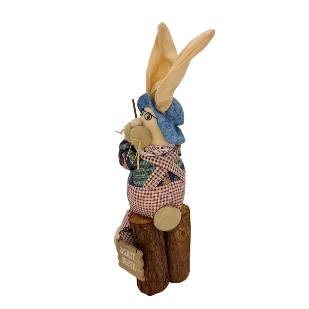 PRIMITIVE AMERICANA FISHING PLUSH BUNNY RABBIT ON LOG BASE w/ GLASSES EASTER
